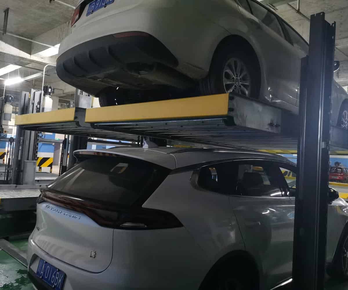 滄源液壓簡易俯仰停車設備